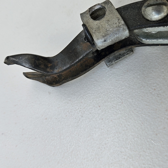 Valve Spring Compressor Tool For Engines - Picture 9 of 9